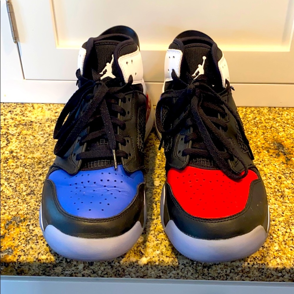 Nike Air Mars 270
